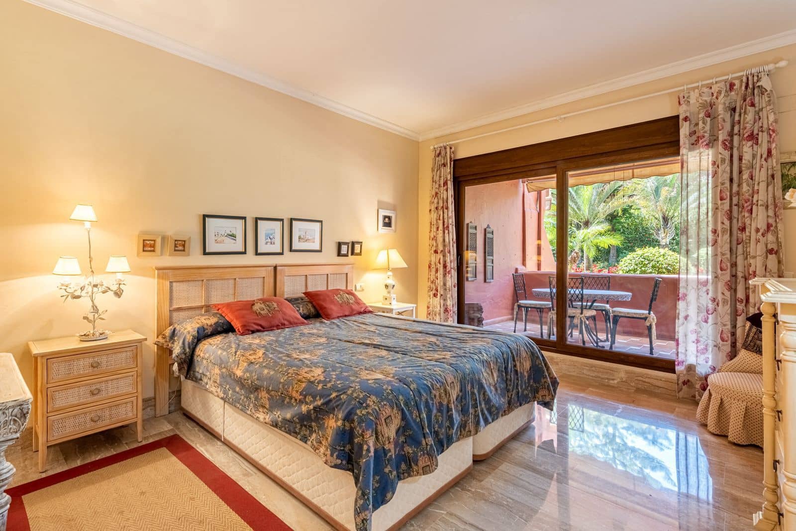 2 slaapkamer Appartement te koop in Guadalmina - € 580.000 (Ref: 9836375)