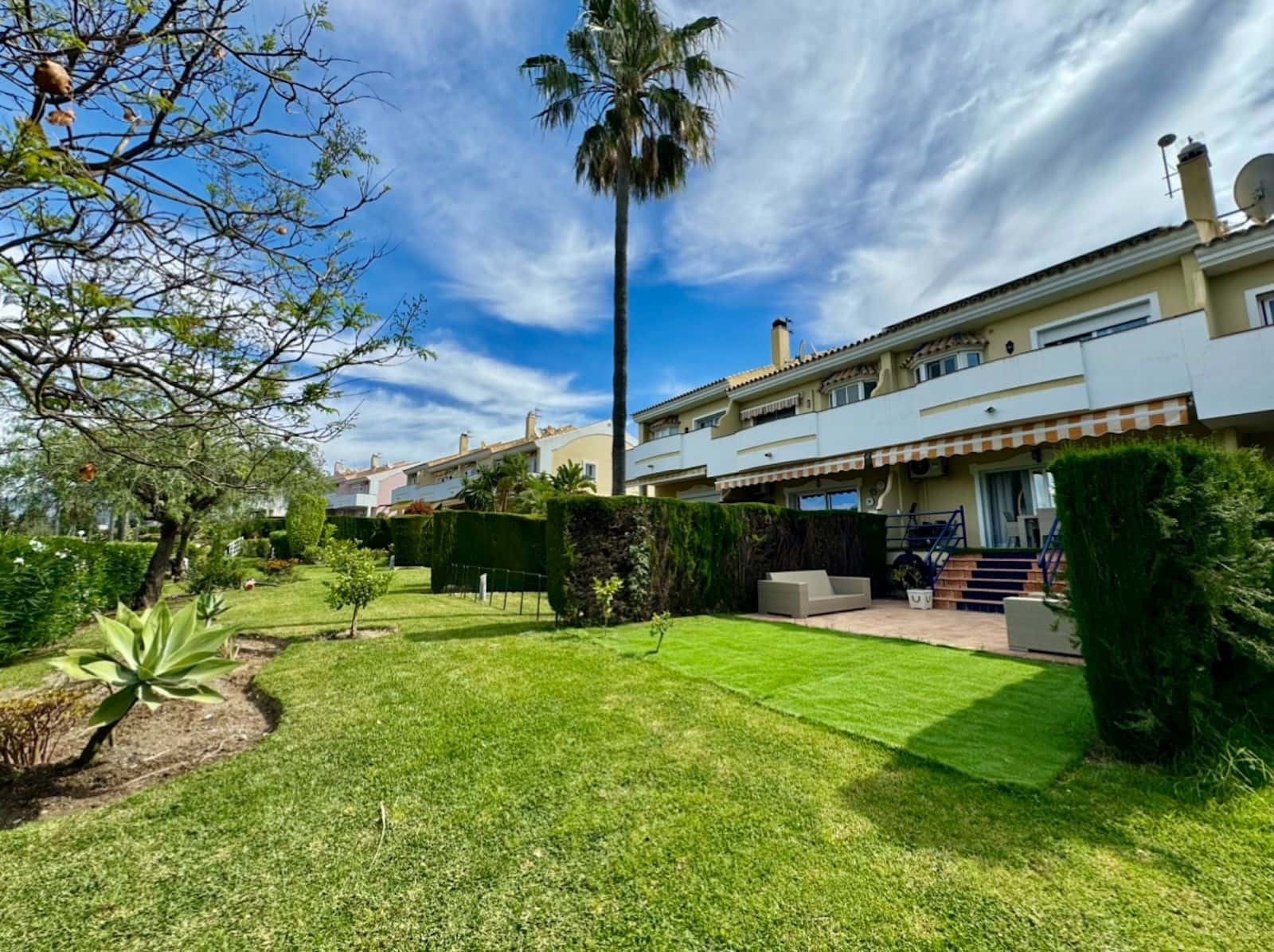 3 bedroom Townhouse for sale in Atalaya-Isdabe - € 795,000 (Ref: 9836381)