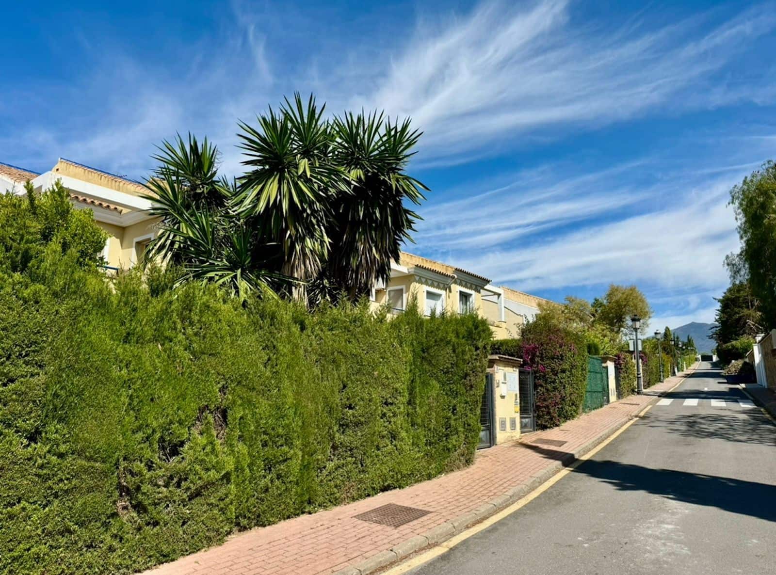 3 bedroom Townhouse for sale in Atalaya-Isdabe - € 795,000 (Ref: 9836381)