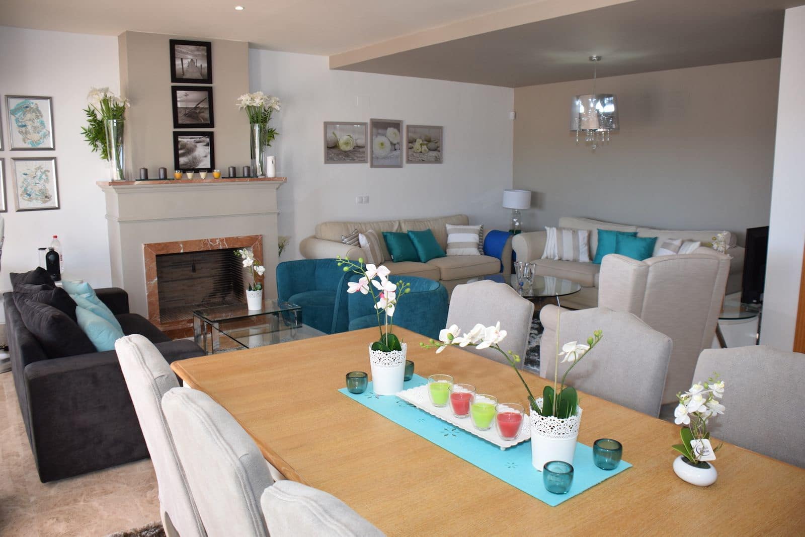 2 slaapkamer Halfvrijstaande villa te koop in Marbella - € 695.000 (Ref: 9836384)