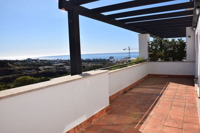 2 slaapkamer Halfvrijstaande villa te koop in Santa Clara, Marbella - € 695.000 (Ref: 9836384)