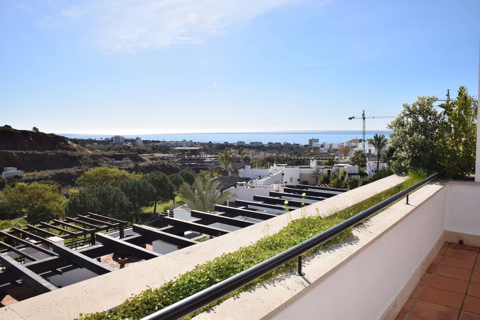 2 slaapkamer Halfvrijstaande villa te koop in Marbella - € 695.000 (Ref: 9836384)