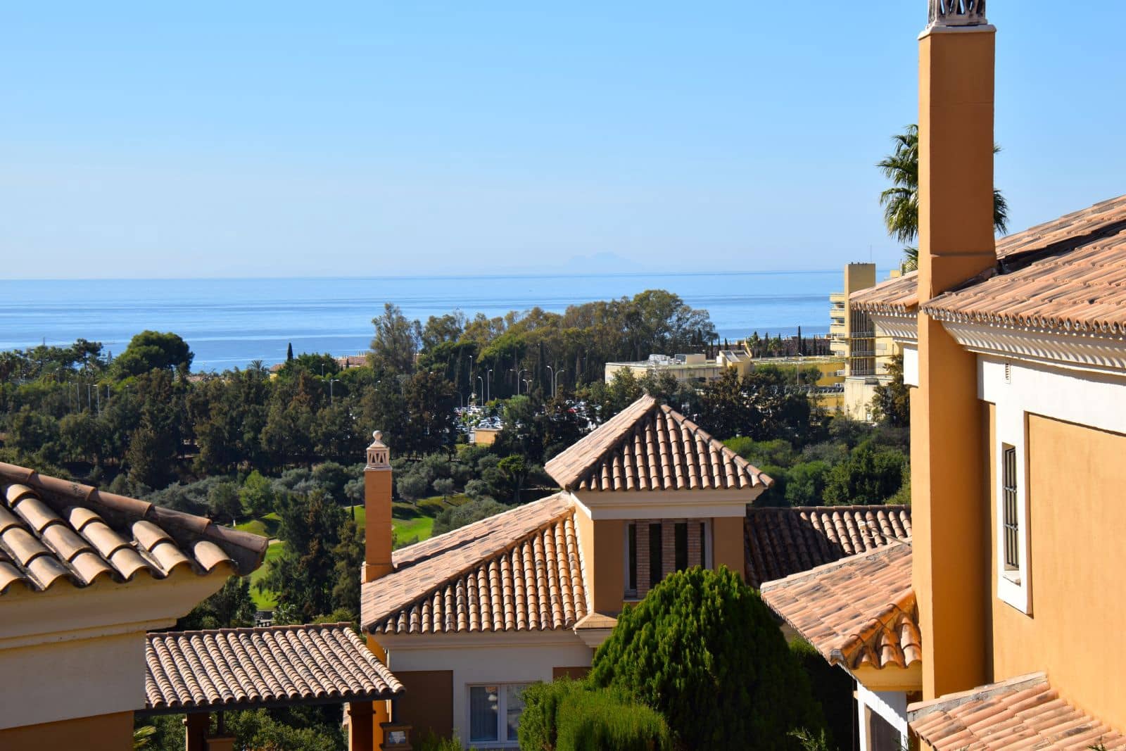 5 bedroom Semi-detached Villa for sale in Marbella - € 1,500,000 (Ref: 9836385)