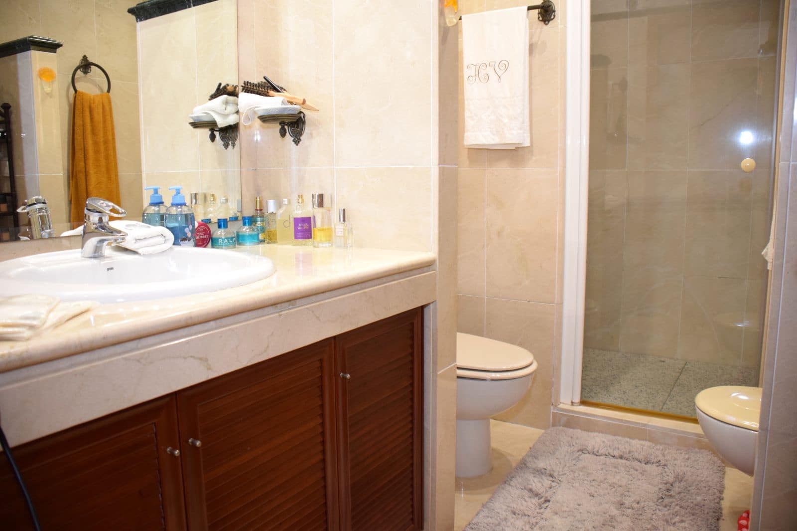 5 bedroom Semi-detached Villa for sale in Marbella - € 1,500,000 (Ref: 9836385)