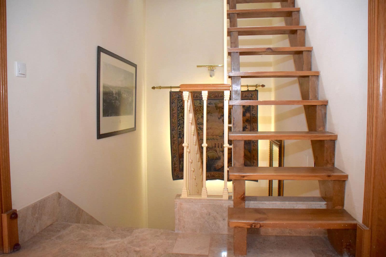 5 bedroom Semi-detached Villa for sale in Marbella - € 1,500,000 (Ref: 9836385)