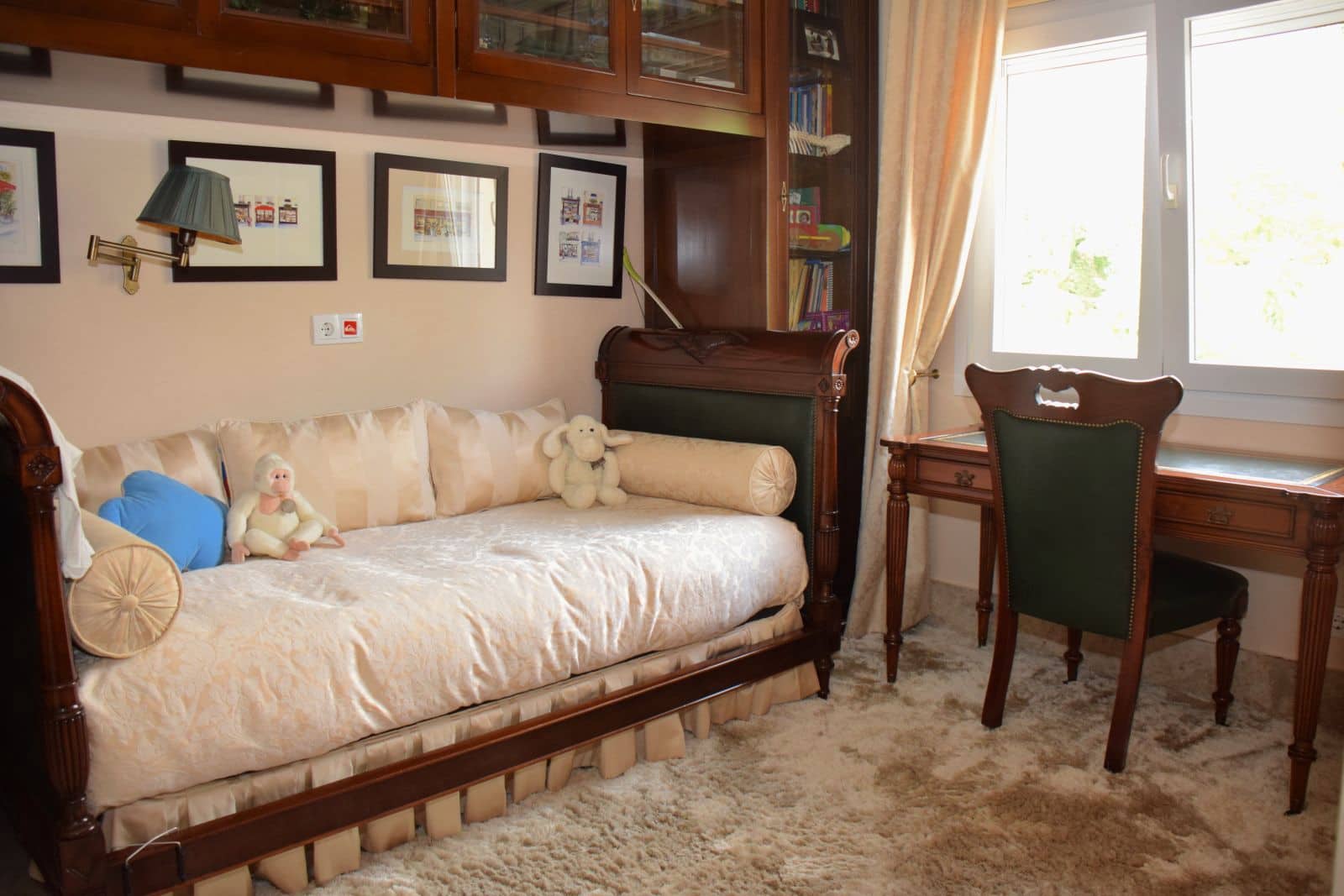 5 bedroom Semi-detached Villa for sale in Marbella - € 1,500,000 (Ref: 9836385)