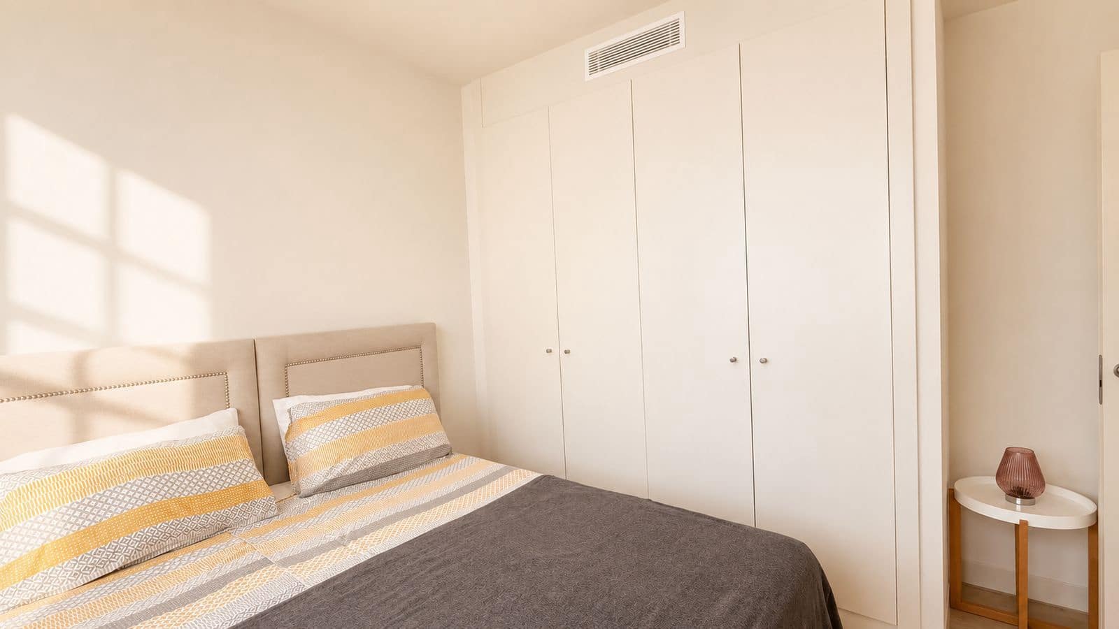 4 makuuhuone Omakotitalo myytävänä paikassa La Cala de Mijas - 999 000 € (Ref: 9836388)