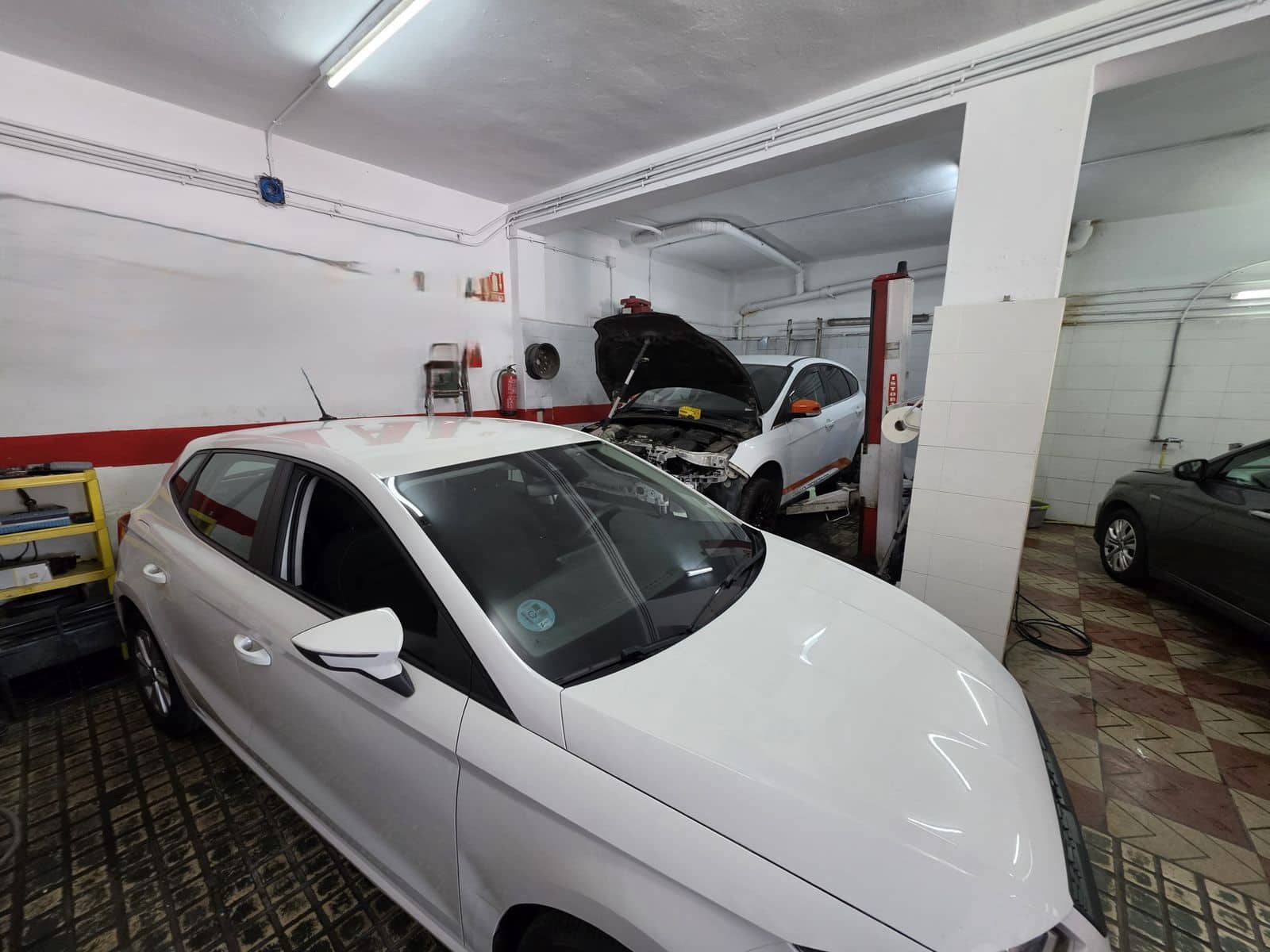 1 bedroom Business for sale in San Pedro de Alcantara - € 1,200,000 (Ref: 9836391)