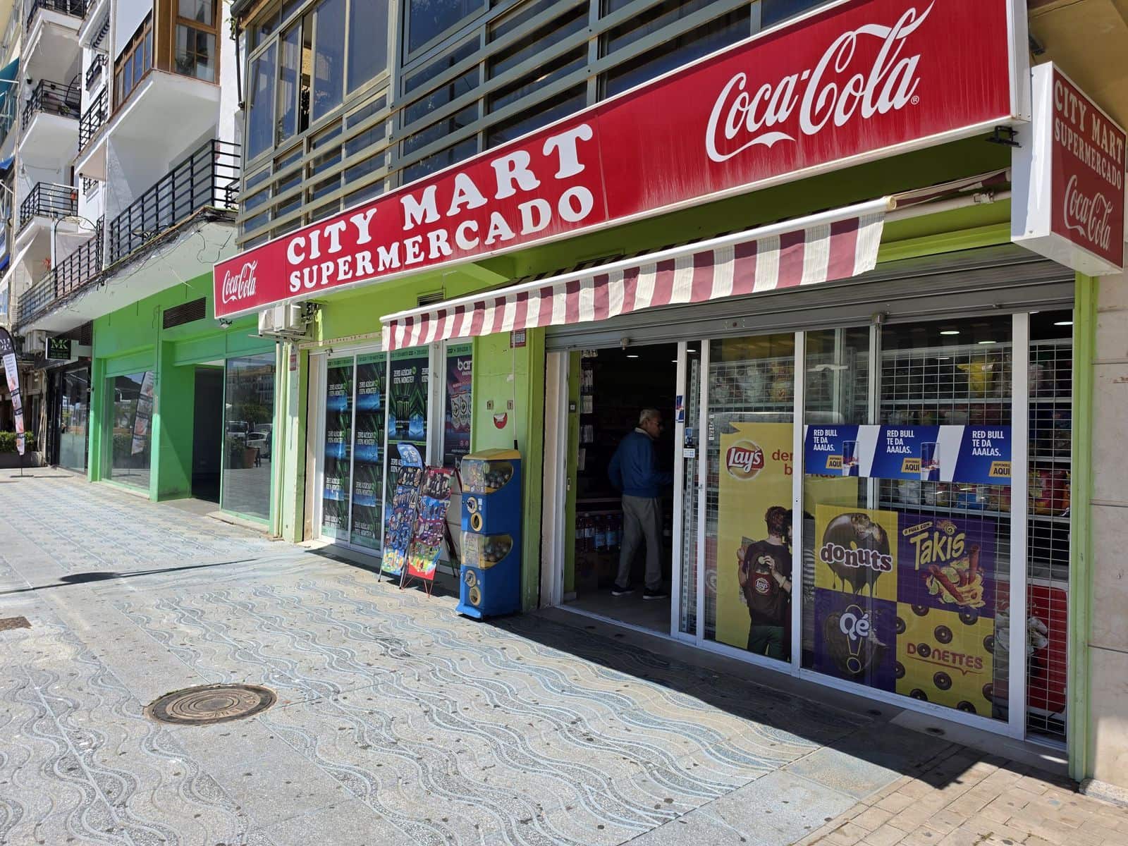 1 bedroom Business for sale in San Pedro de Alcantara - € 1,200,000 (Ref: 9836391)