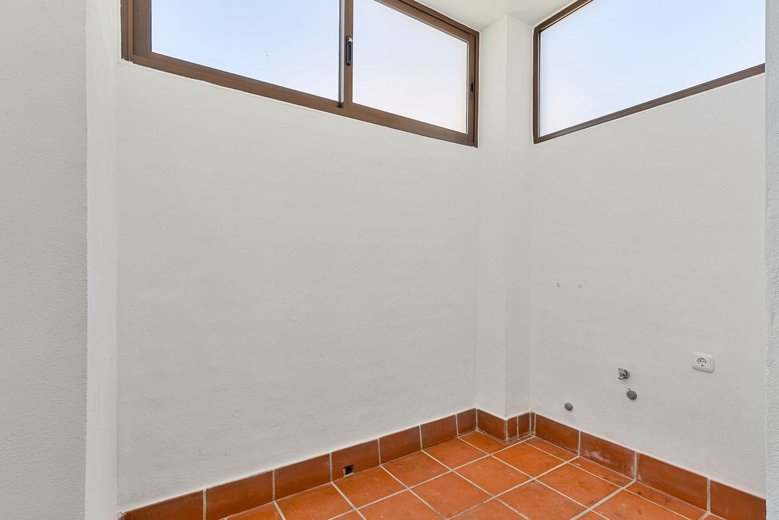 5 soveværelse Byhus til salg i Bahia de Casares - € 695.000 (Ref: 9843486)