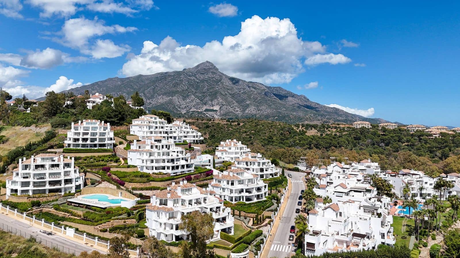 3 soverom Hus til salgs i Nueva Andalucia - € 620 000 (Ref: 9843493)
