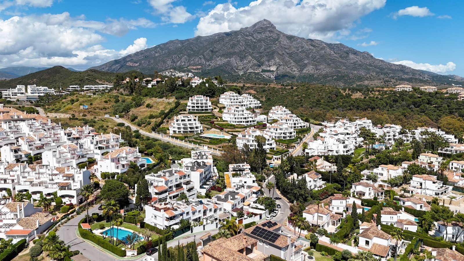 3 soverom Hus til salgs i Nueva Andalucia - € 620 000 (Ref: 9843493)
