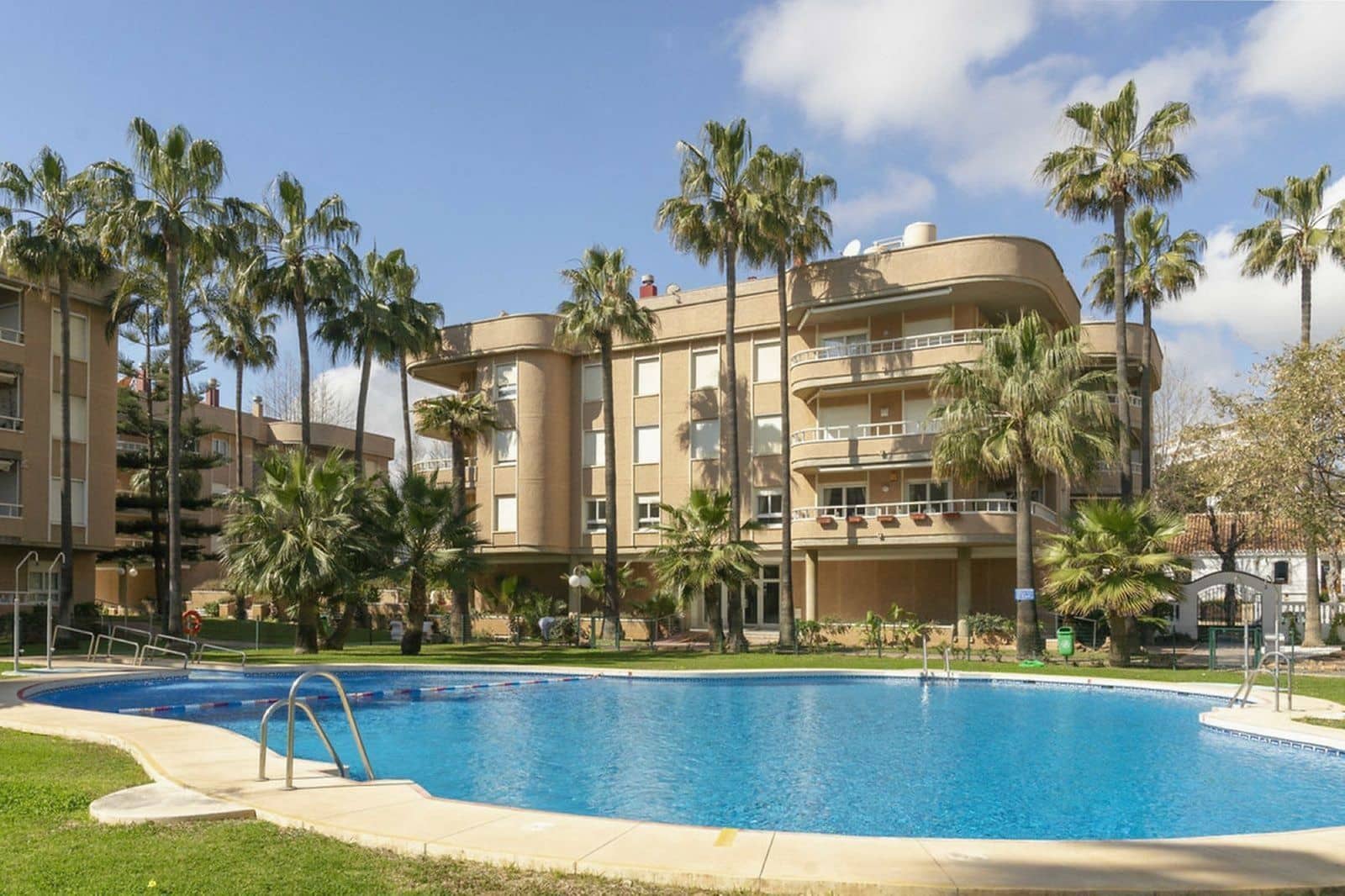 3 bedroom Apartment for sale in Torremolinos - € 780,000 (Ref: 9843494)