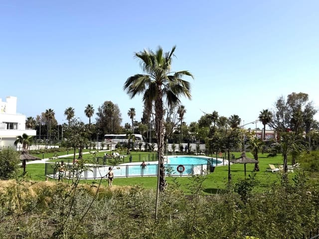 2 chambre Appartement à vendre à Cancelada, Estepona - 465 000 € (Ref: 9843498)