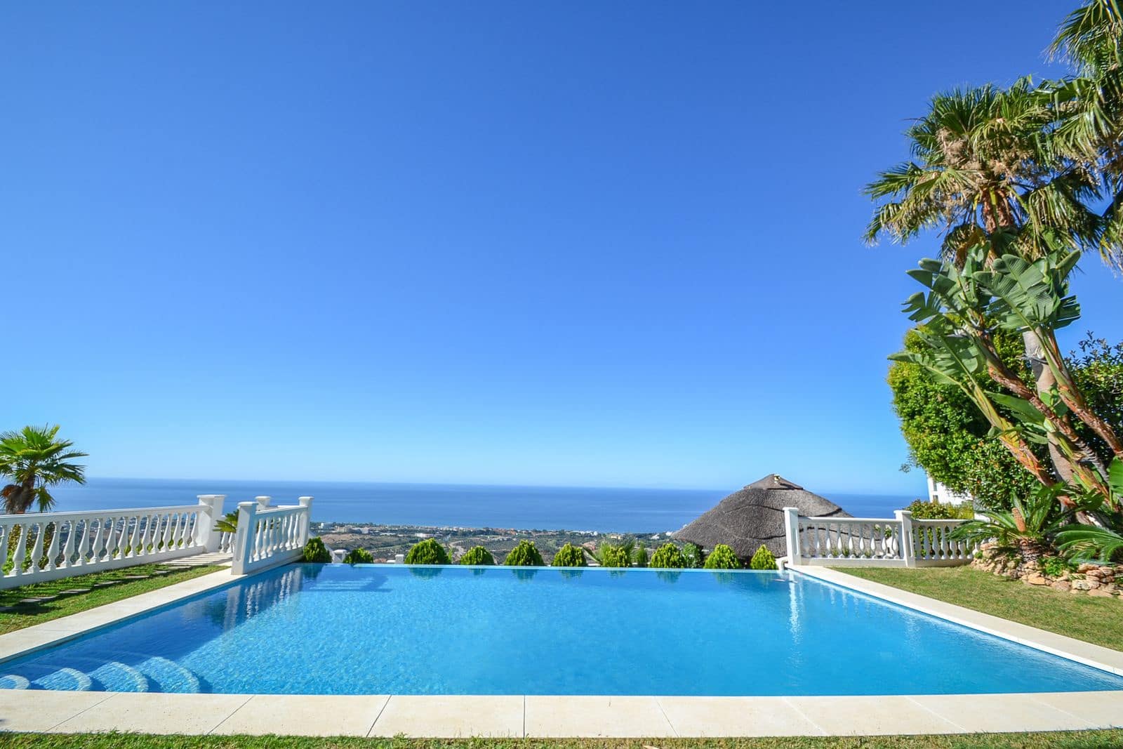 5 quarto Moradia para venda em Los Monteros - 2 950 000 € (Ref: 9843507)