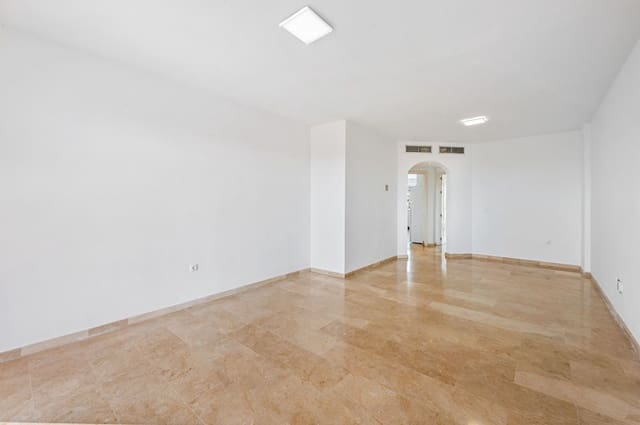 2 soverom Penthouse til salgs i Málaga by - € 340 000 (Ref: 9843508)