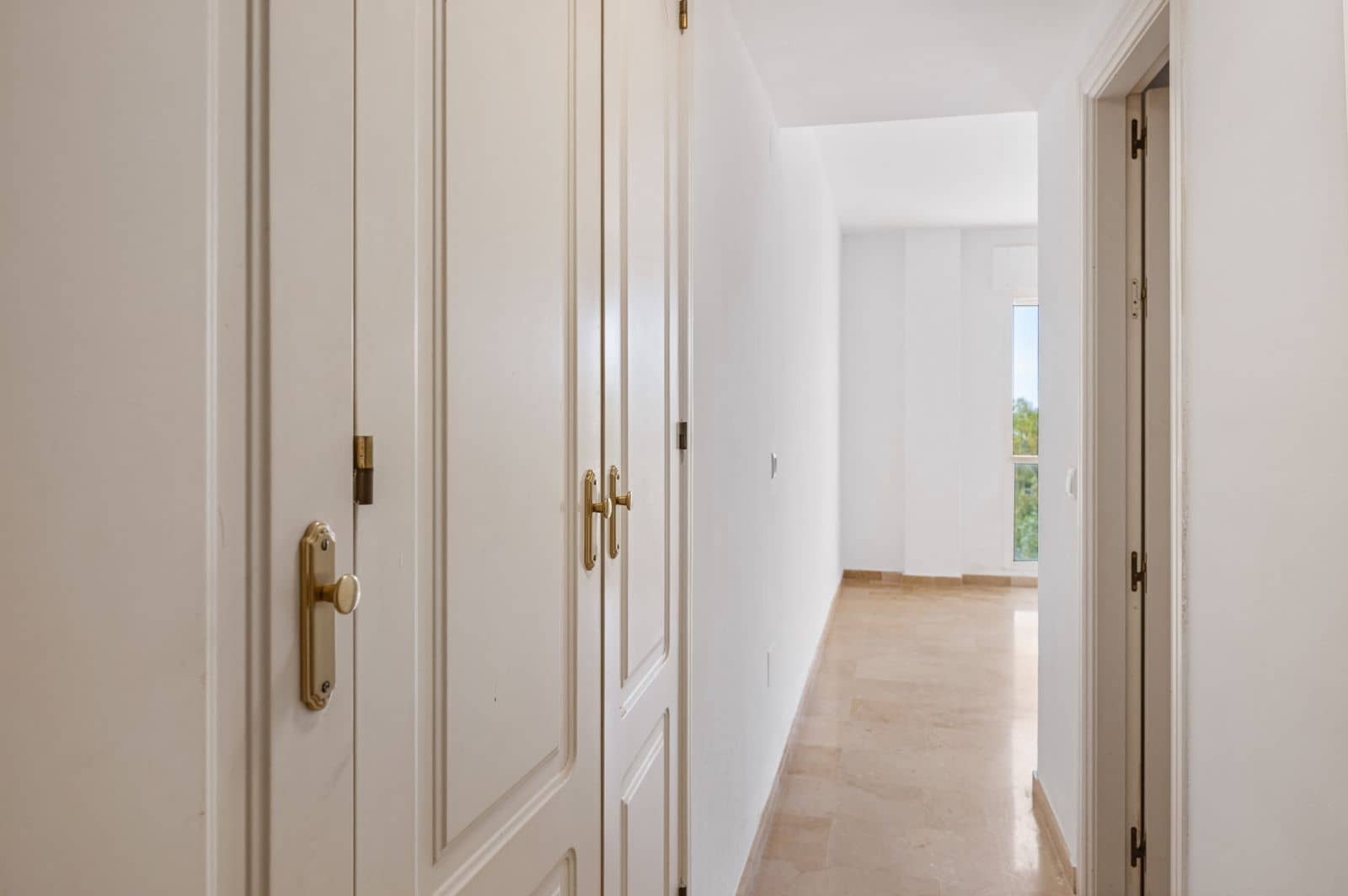 2 soverom Penthouse til salgs i Malaga by - € 340 000 (Ref: 9843508)