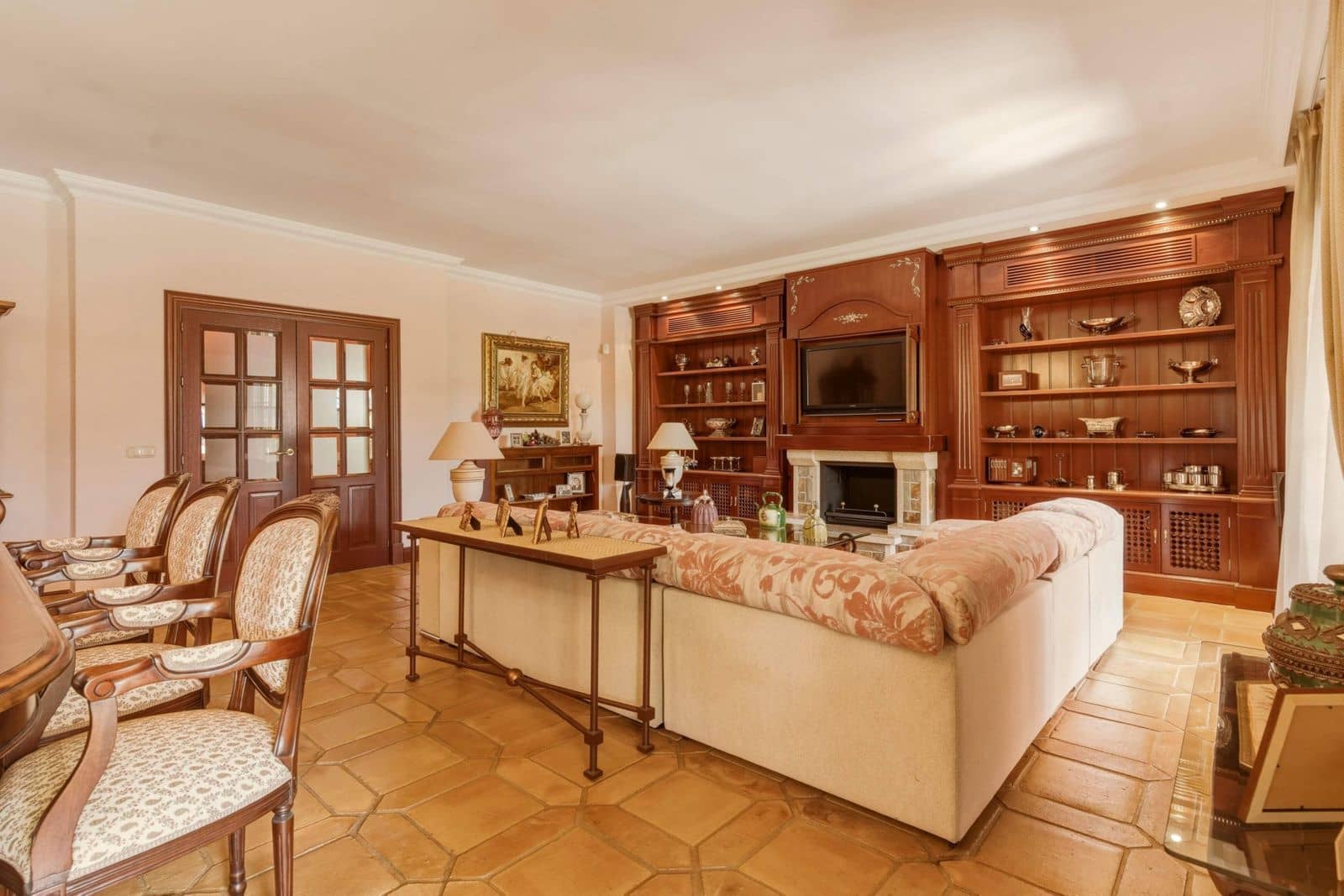 6 bedroom Villa for sale in Guadalmina - € 4,495,000 (Ref: 9843510)