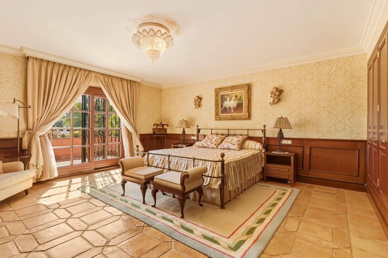 6 bedroom Villa for sale in Guadalmina - € 4,495,000 (Ref: 9843510)