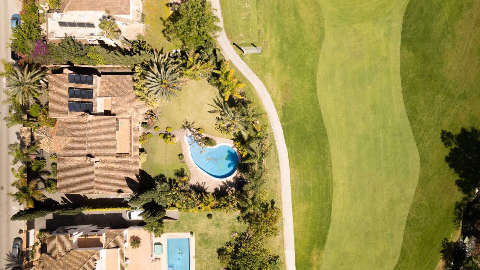 6 bedroom Villa for sale in Guadalmina - € 4,495,000 (Ref: 9843510)
