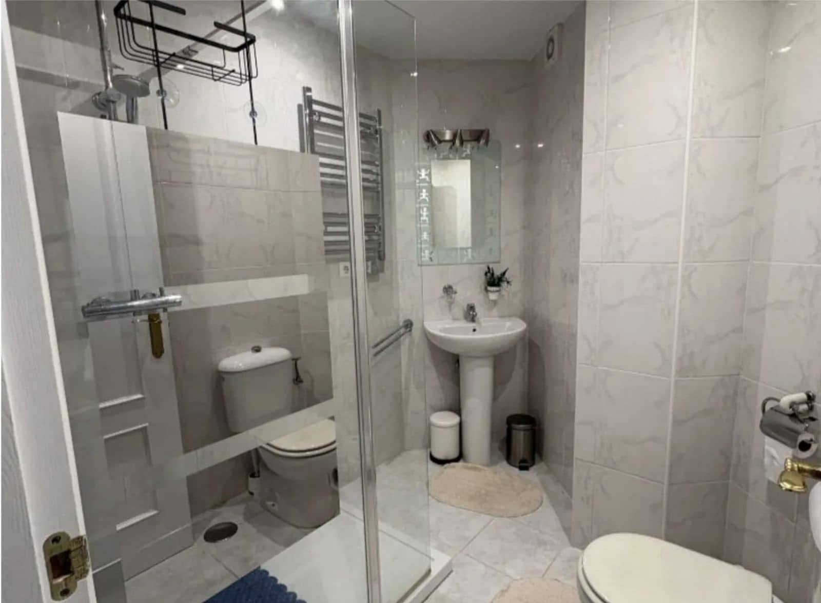 3 bedroom Apartment for sale in Calahonda - € 399,800 (Ref: 9843515)