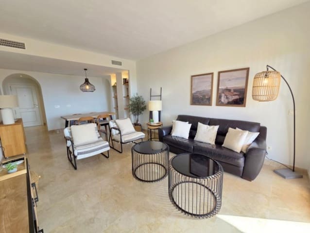 2 chambre Appartement à vendre à La Duquesa / Puerto de la Duquesa, Manilva - 295 000 € (Ref: 9843516)
