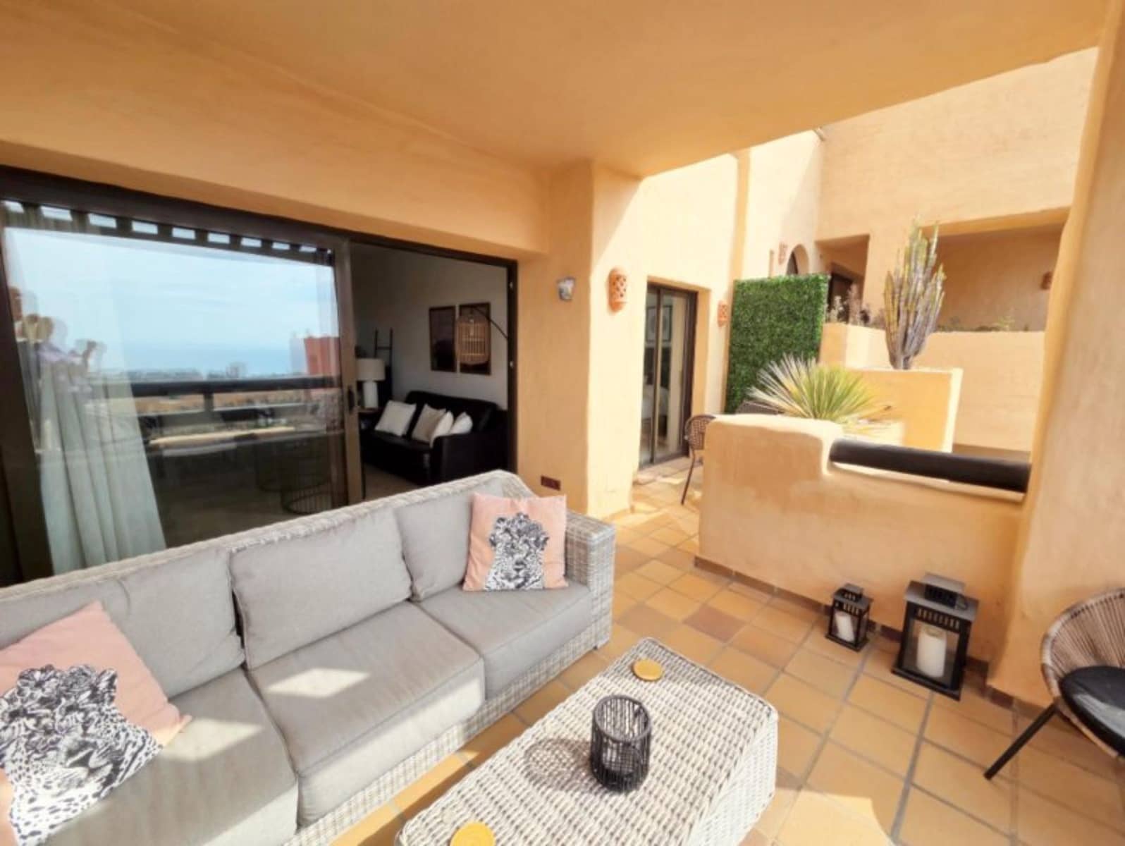 2 chambre Appartement à vendre à La Duquesa / Puerto de la Duquesa - 295 000 € (Ref: 9843516)