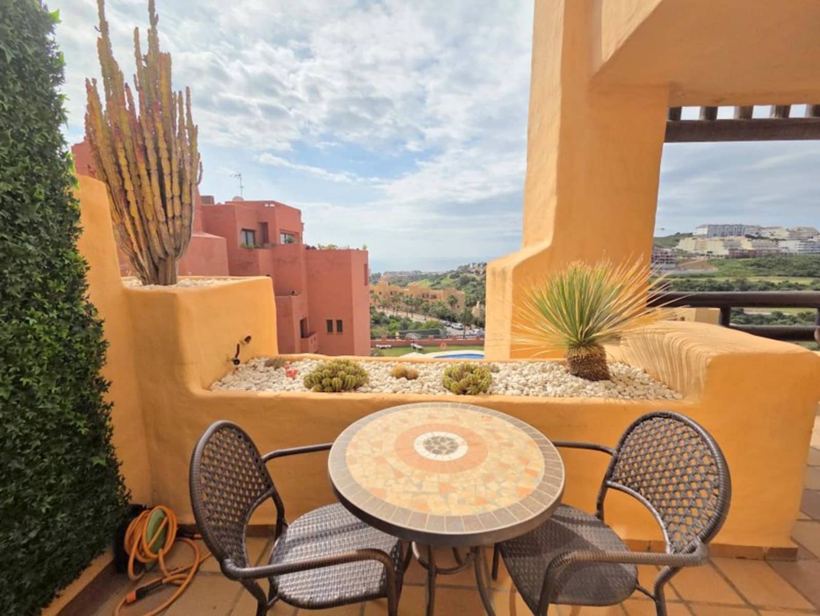 2 chambre Appartement à vendre à La Duquesa / Puerto de la Duquesa - 295 000 € (Ref: 9843516)