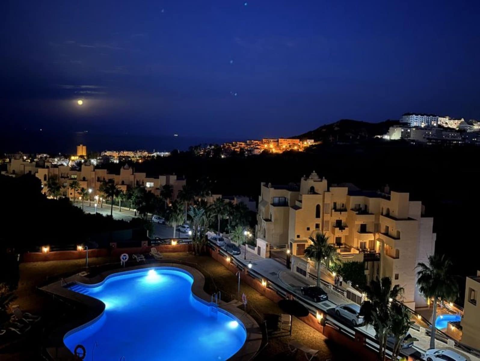 2 chambre Appartement à vendre à La Duquesa / Puerto de la Duquesa - 295 000 € (Ref: 9843516)