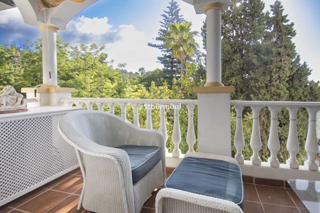2 sovrum Lägenhet till salu i Golden Mile, Marbella - 595 000 € (Ref: 9843517)