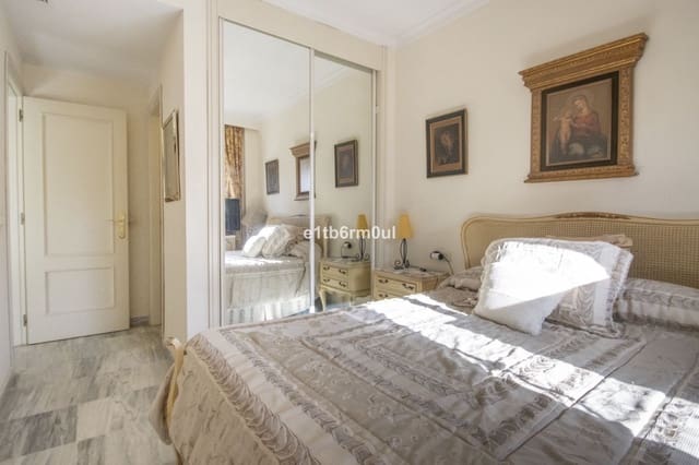 2 sovrum Lägenhet till salu i Golden Mile, Marbella - 595 000 € (Ref: 9843517)