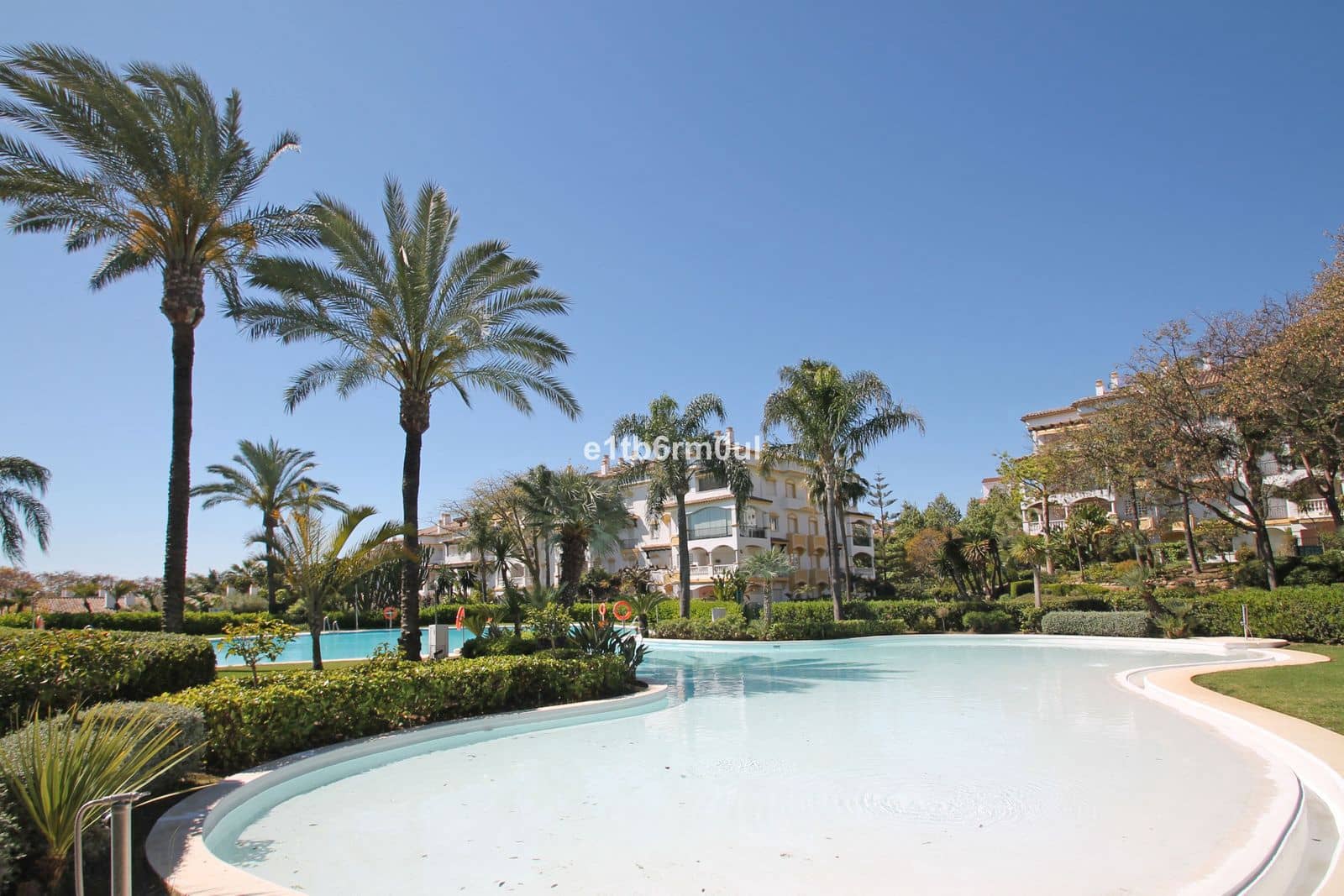 2 sovrum Lägenhet till salu i Golden Mile - 595 000 € (Ref: 9843517)