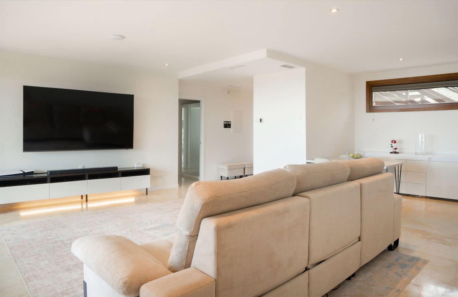 3 bedroom Apartment for sale in Los Monteros - € 550,000 (Ref: 9843520)