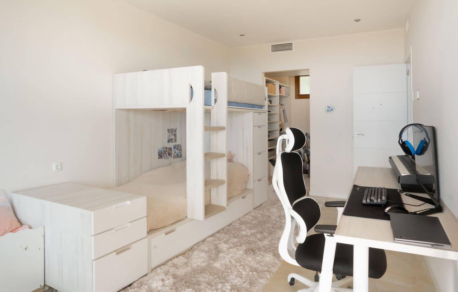 3 bedroom Apartment for sale in Los Monteros - € 550,000 (Ref: 9843520)