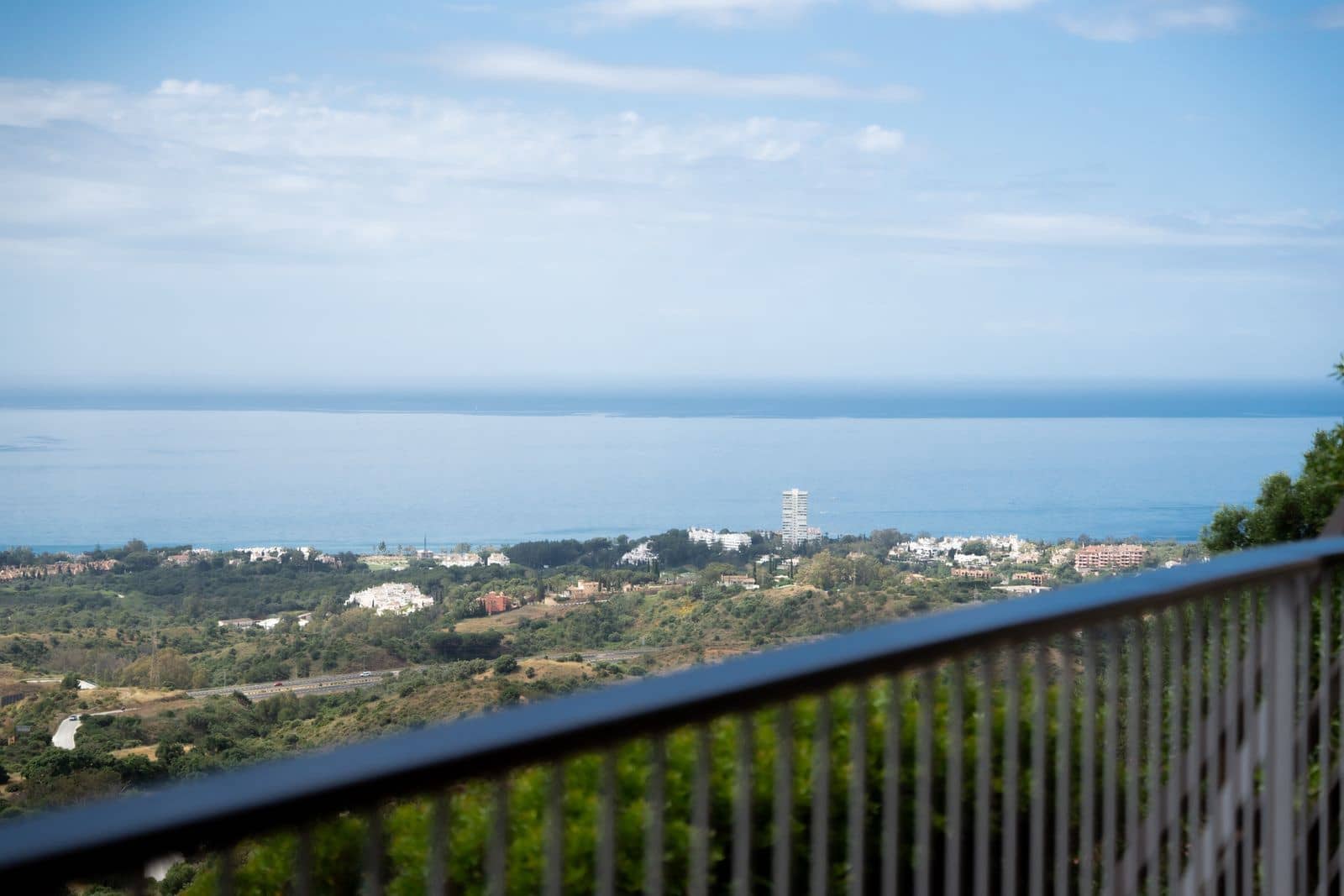 3 bedroom Apartment for sale in Los Monteros - € 550,000 (Ref: 9843520)