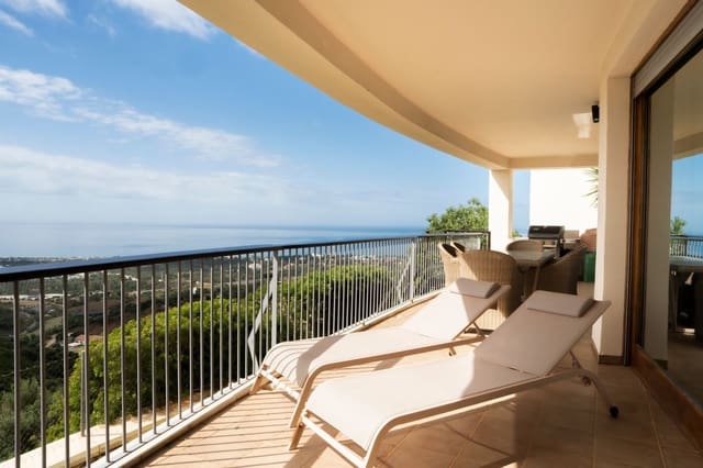 3 soveværelse Lejlighed til salg i Los Monteros, Marbella - € 550.000 (Ref: 9843520)
