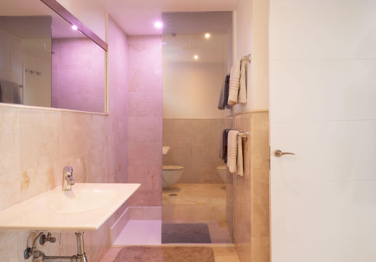 3 bedroom Apartment for sale in Los Monteros - € 550,000 (Ref: 9843520)