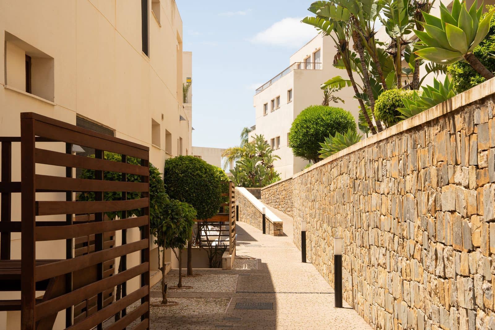 3 bedroom Apartment for sale in Los Monteros - € 550,000 (Ref: 9843520)