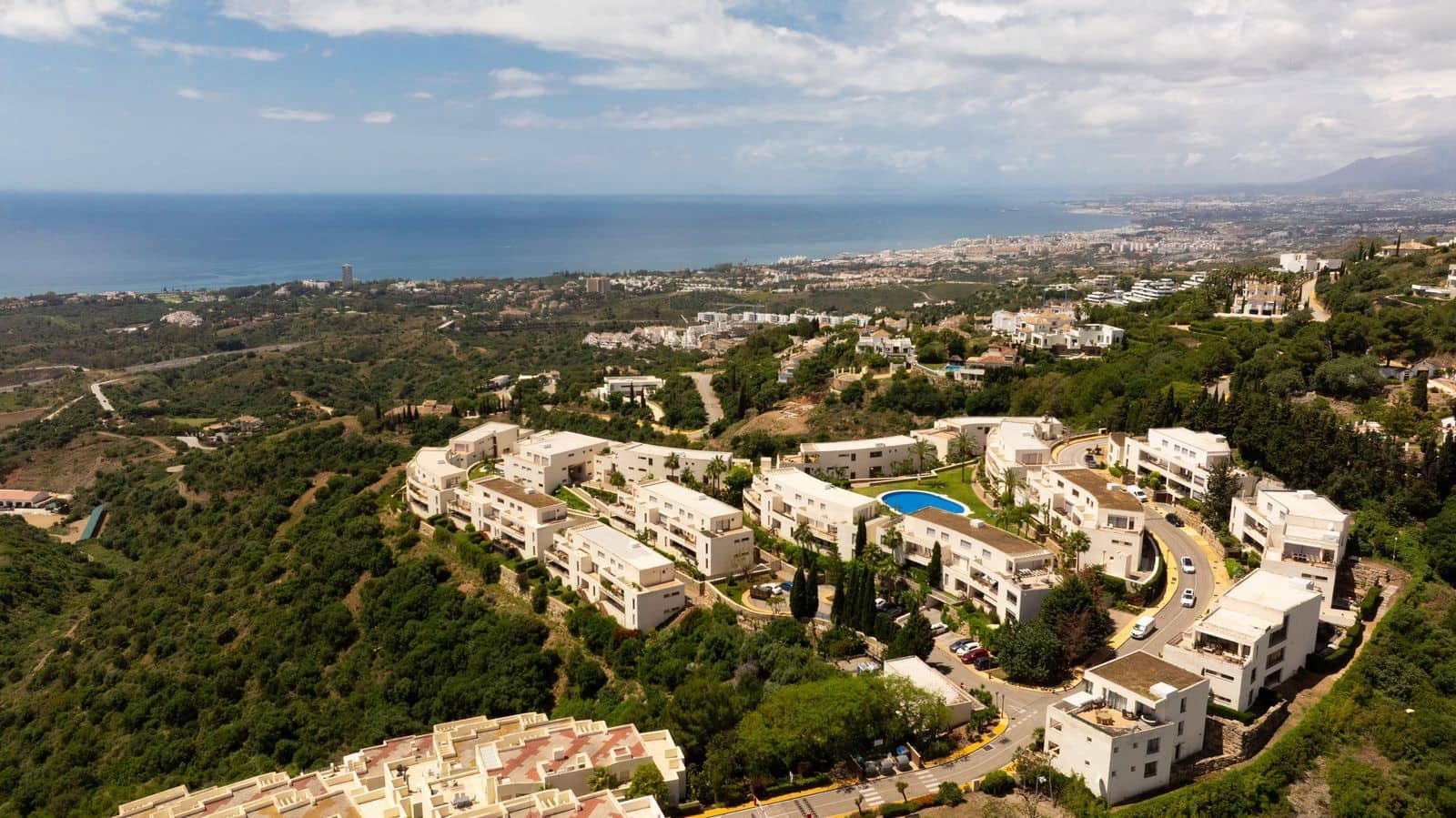 3 bedroom Apartment for sale in Los Monteros - € 550,000 (Ref: 9843520)