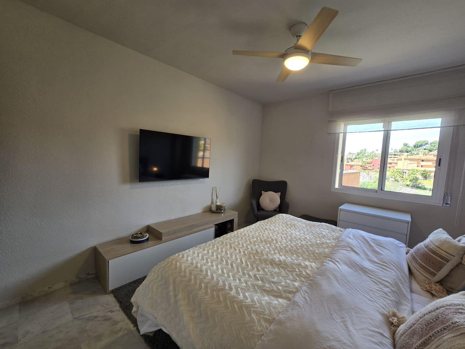 2 bedroom Penthouse for sale in La Reserva - € 410,000 (Ref: 9843522)