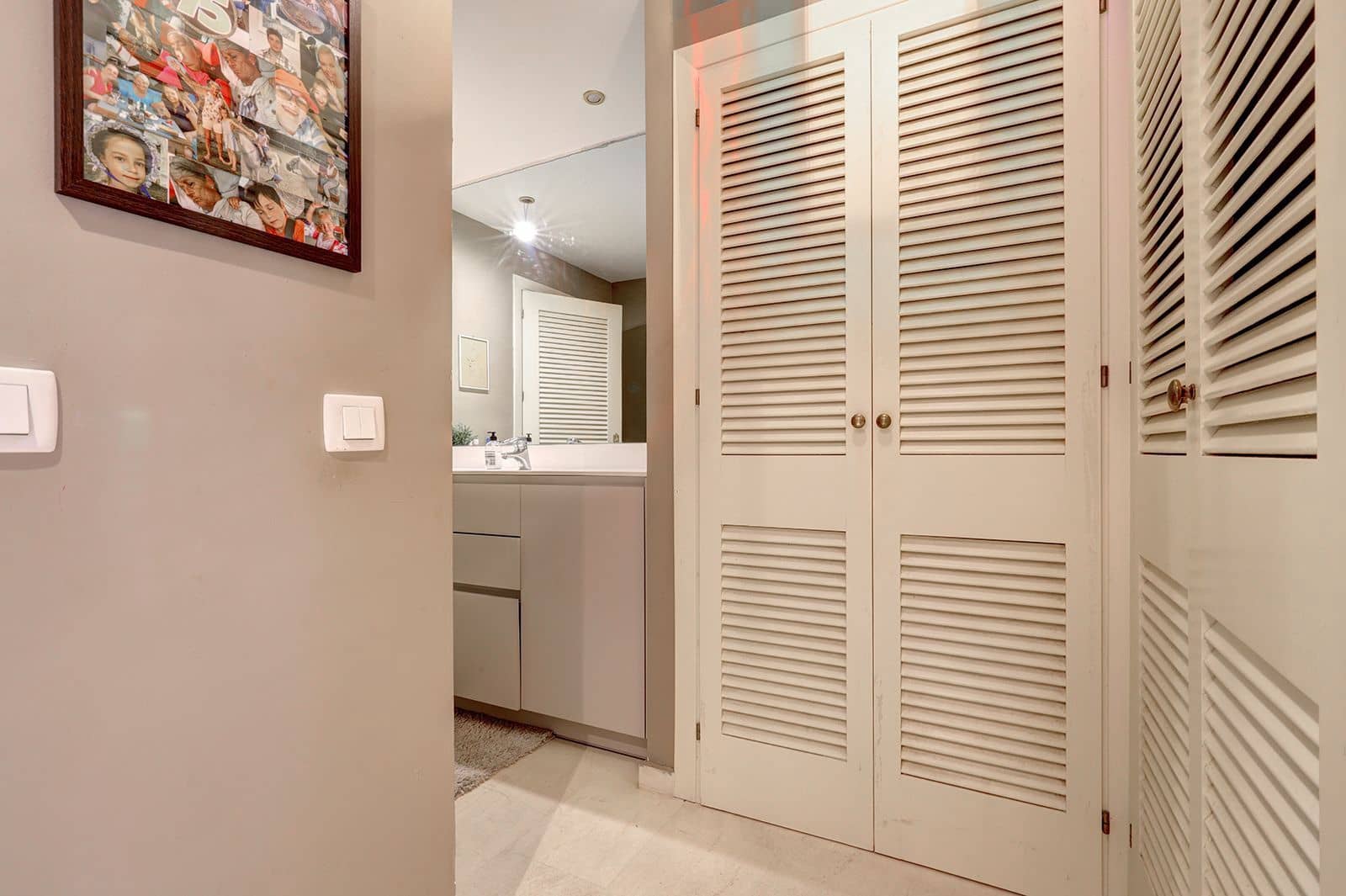 2 bedroom Apartment for sale in Benahavis - € 425,000 (Ref: 9843527)