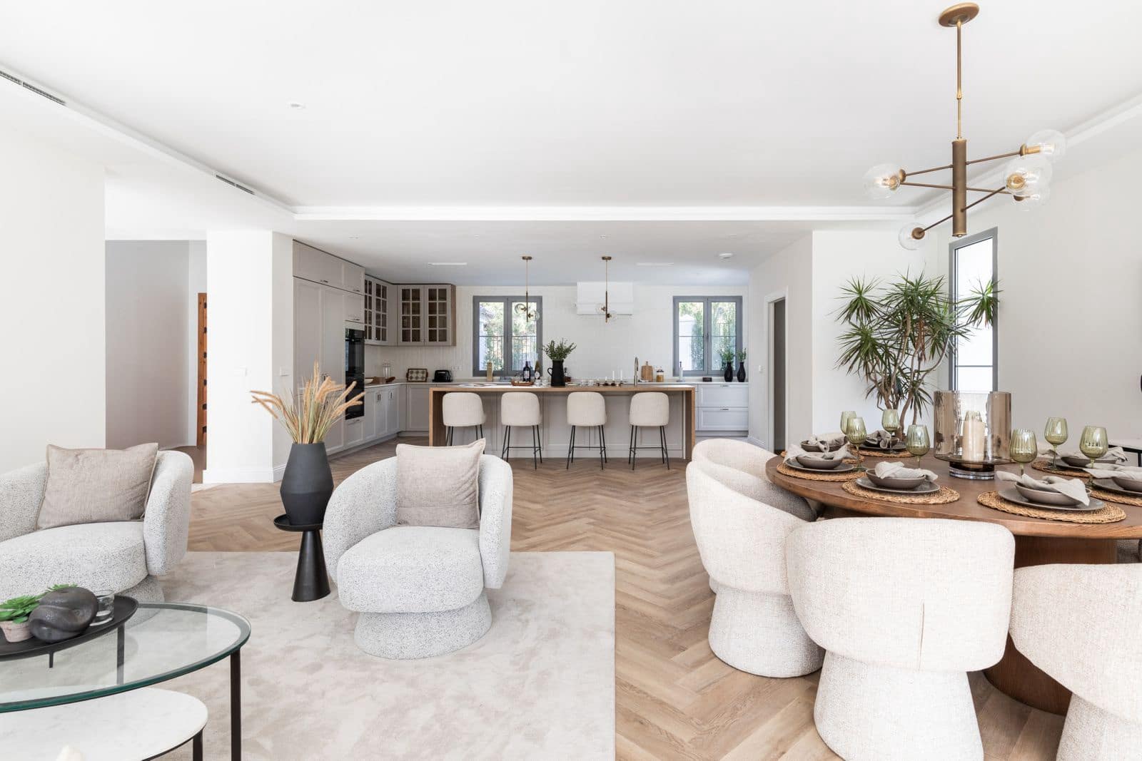 4 bedroom Villa for sale in Los Arqueros - € 3,895,000 (Ref: 9843530)