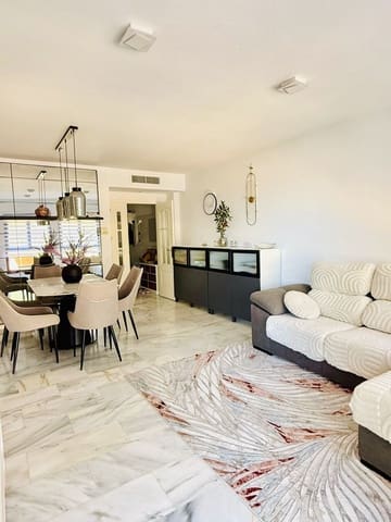 2 slaapkamer Appartement te koop in Manilva - € 299.000 (Ref: 9843533)