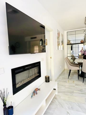 2 slaapkamer Appartement te koop in Manilva - € 299.000 (Ref: 9843533)