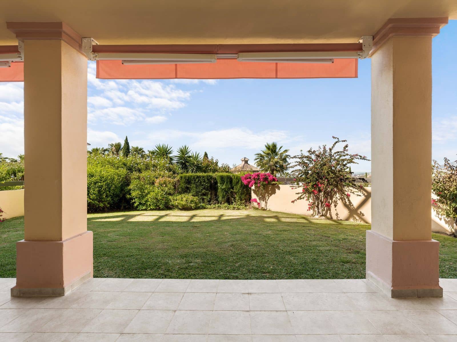 3 bedroom Apartment for sale in Los Flamingos - € 715,000 (Ref: 9843535)