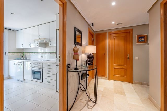 3 slaapkamer Appartement te koop in Benalmadena Costa, Benalmádena - € 491.222 (Ref: 9843537)