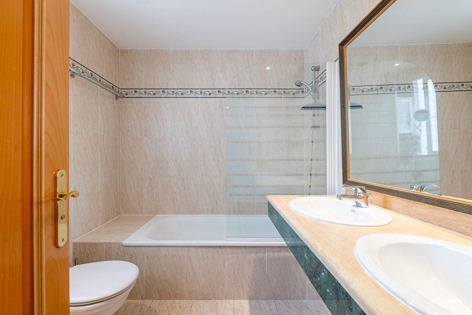 3 bedroom Apartment for sale in Benalmadena Costa - € 491,222 (Ref: 9843537)