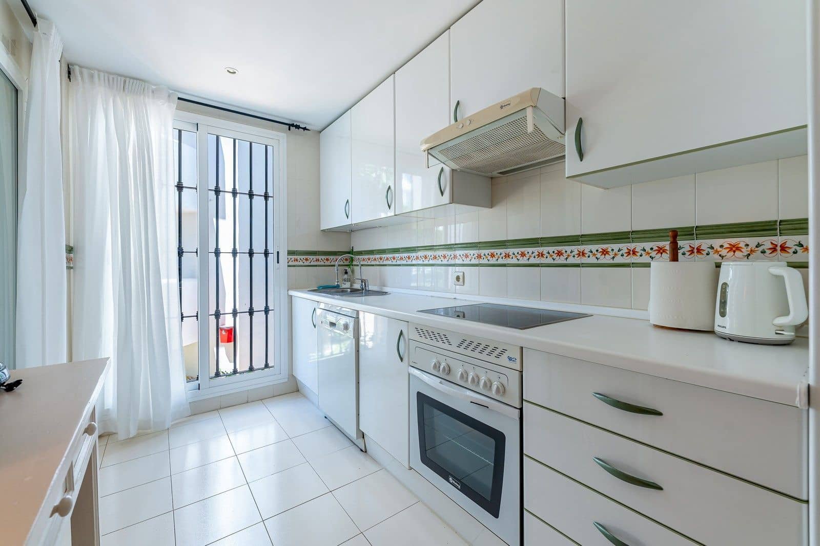3 bedroom Apartment for sale in Benalmadena Costa - € 491,222 (Ref: 9843537)
