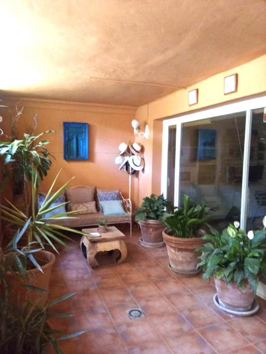3 sypialnia Dom blizniak na sprzedaż w Golden Mile - 1 600 000 € (Ref: 9843539)