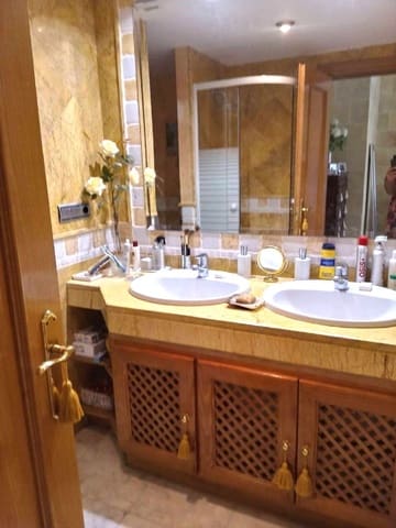 3 sypialnia Dom blizniak na sprzedaż w Golden Mile, Marbella - 1 600 000 € (Ref: 9843539)